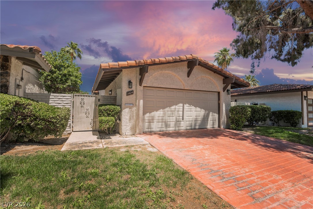 3424 Calle De Corrida