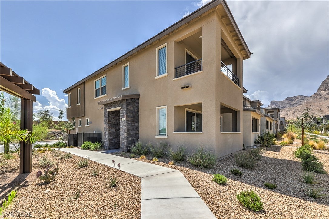 Properties 2 11390 Crimson Ledge Avenue