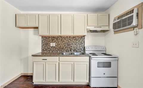 Tiny photo for 3 Wyoming Avenue, Henderson, NV 89015 (MLS # 2799125)