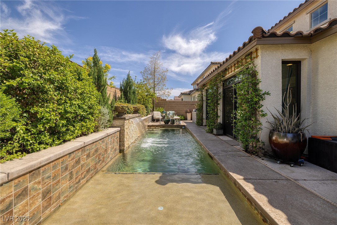 606 Cadence Vista Drive, Henderson, Nevada image 24