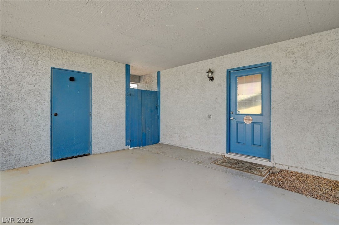 433 Bottle Brush Way