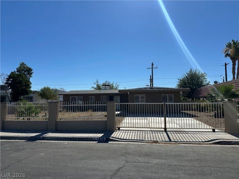 Photo of 2876 Escuela Street, Las Vegas, NV 89121 (MLS # 2797338)