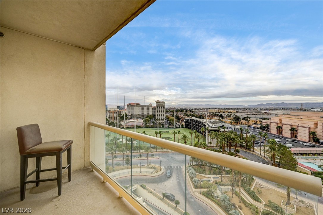 135 E Harmon Avenue 1002