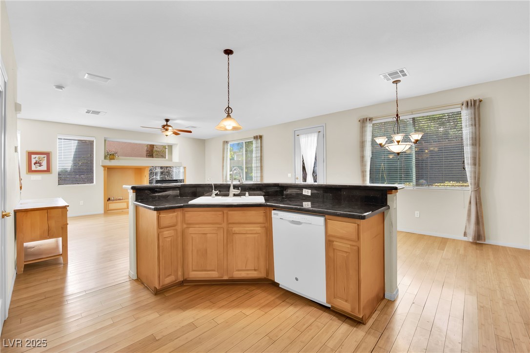 9261 Bearded Iris Avenue, Las Vegas, Nevada image 11