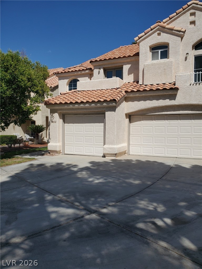 5432 Royal Vista Lane