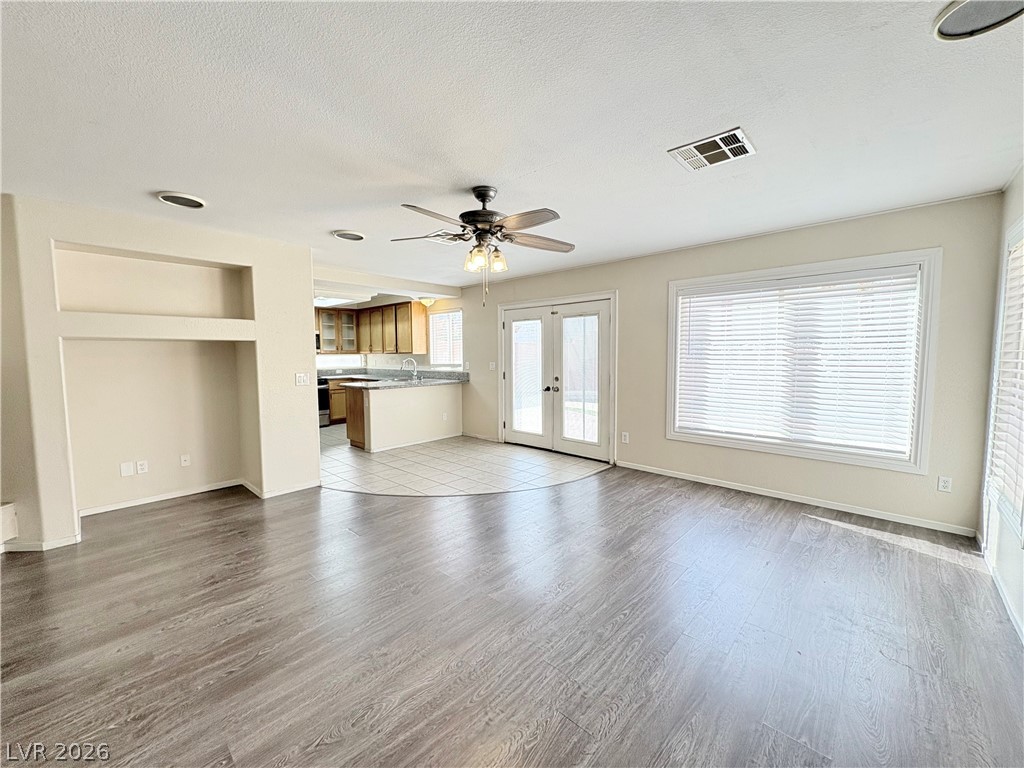 5177 Zoroaster Street