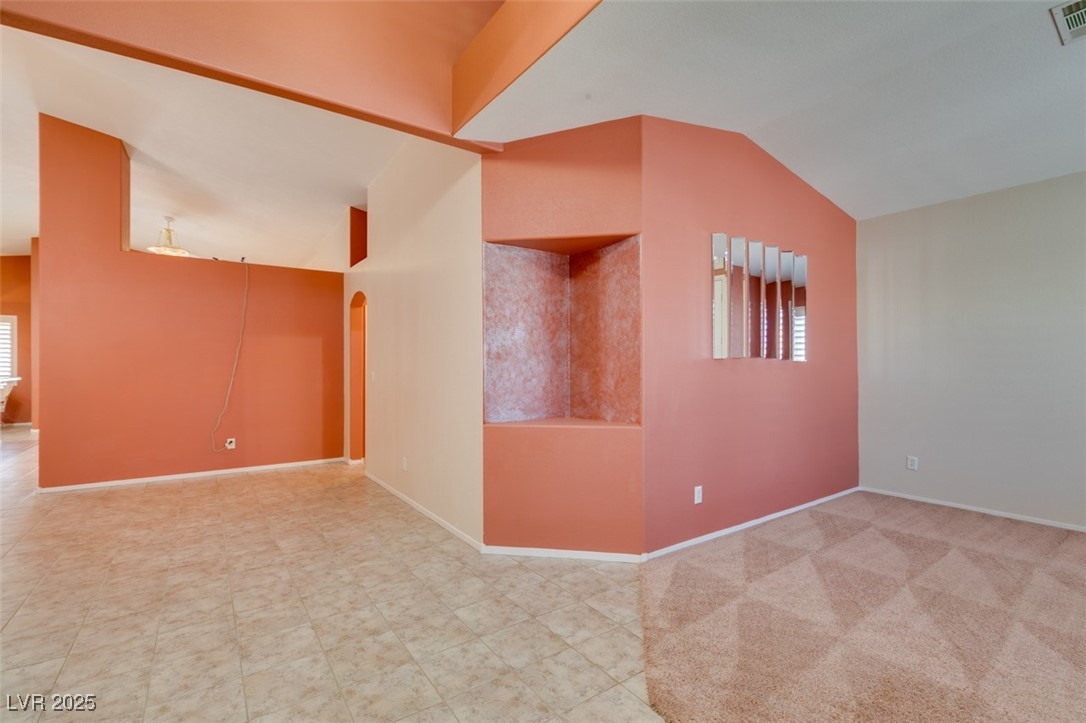 2587 Grizzly Park Court, Henderson, Nevada image 5