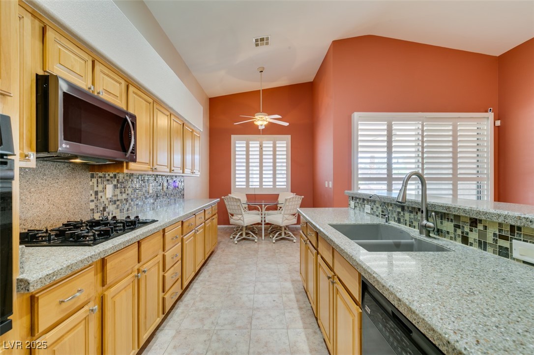 2587 Grizzly Park Court, Henderson, Nevada image 35