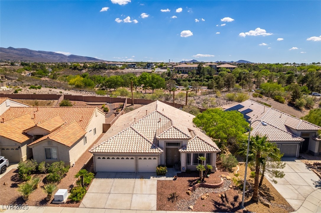 2587 Grizzly Park Court, Henderson, Nevada image 1