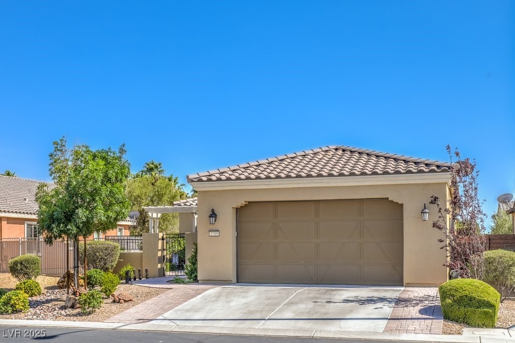 Properties 1 3709 Corte Bella Hills Avenue