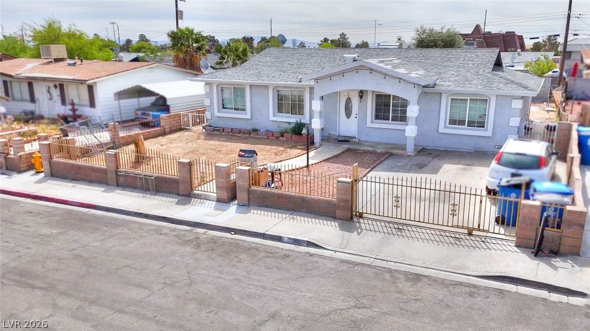 6221 Casada Way