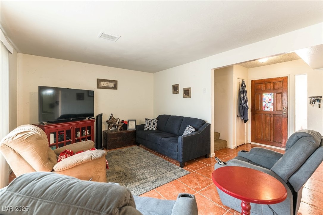 555 Rene Lane, Henderson, Nevada image 7