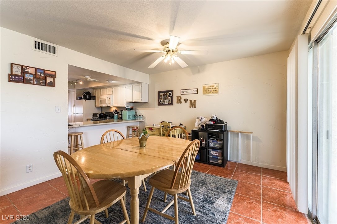 555 Rene Lane, Henderson, Nevada image 9