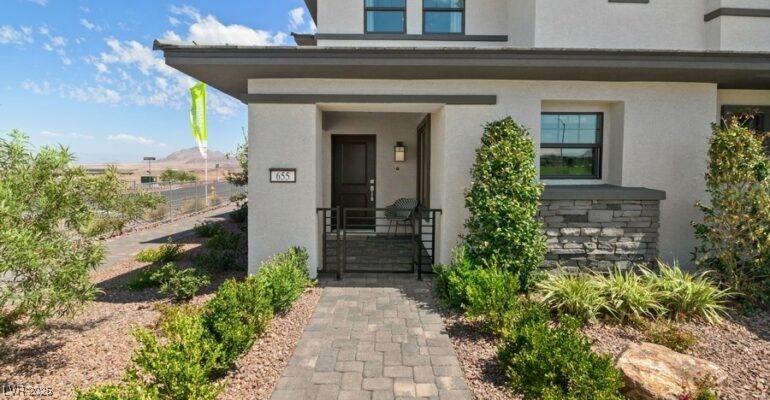 925 Watford Place, Henderson, Nevada image 3