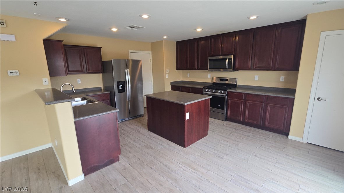 104 Palatial Pines Avenue