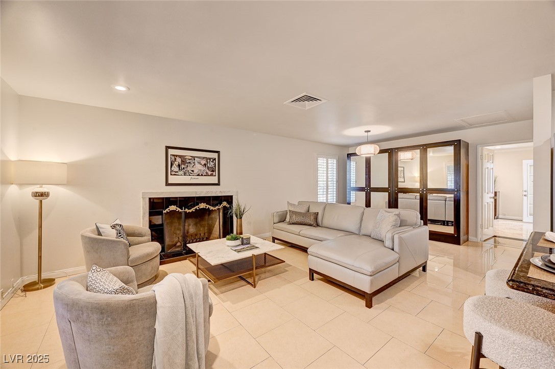 716 Tam O Shanter Drive