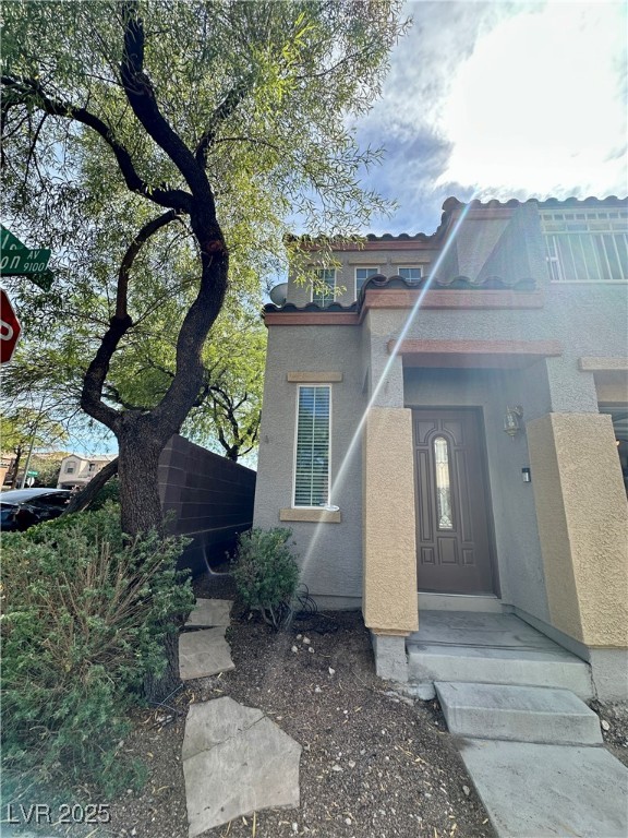 9123 Hilverson Avenue