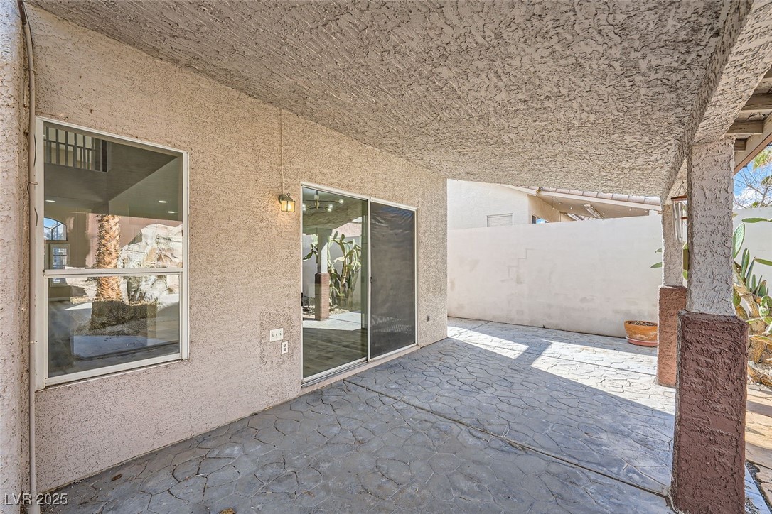 Las Vegas, Nevada 89147, United States, 4 Bedrooms Bedrooms, ,4 BathroomsBathrooms,Residential,Active,236232