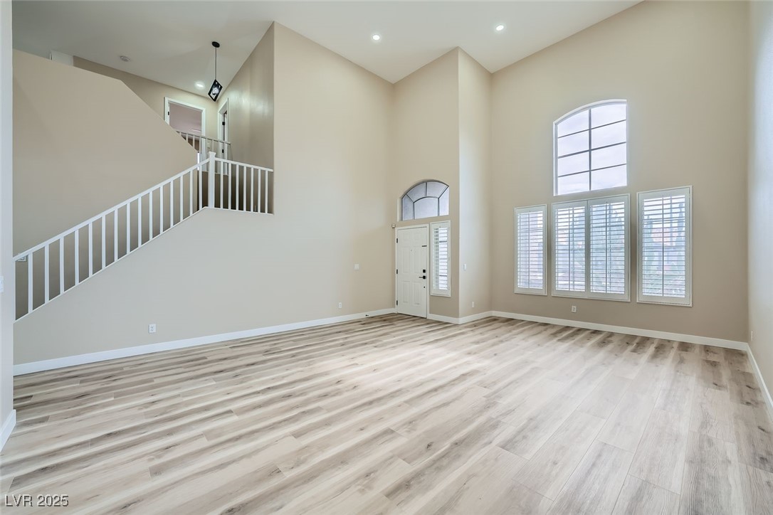 Las Vegas, Nevada 89147, United States, 4 Bedrooms Bedrooms, ,4 BathroomsBathrooms,Residential,Active,236232