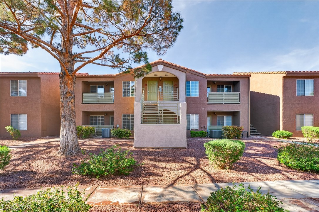 2111 Sealion Drive 106