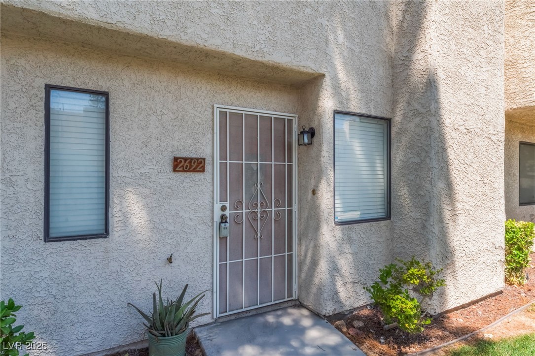 2692 Matogroso Lane
