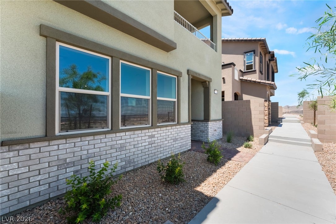Properties 2 1784 Sparrow Nest Street
