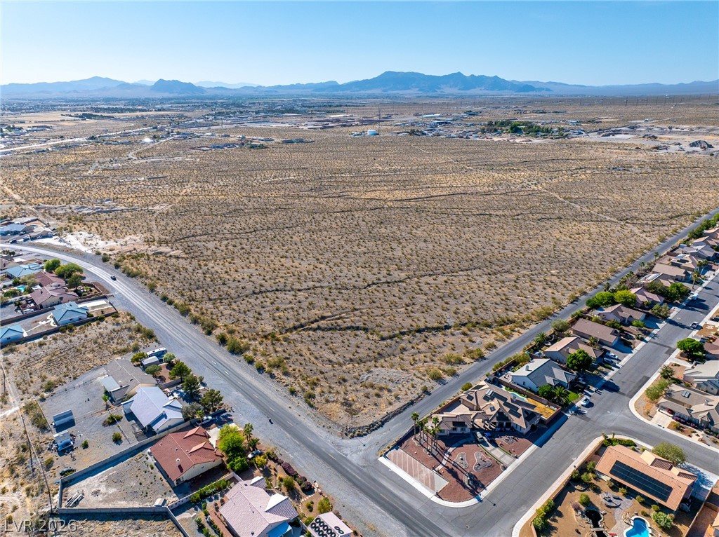 3440 E Winery Road