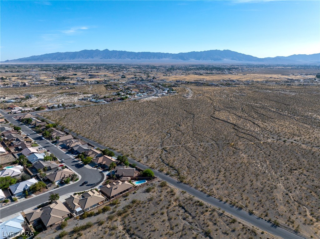 3440 E Winery Road