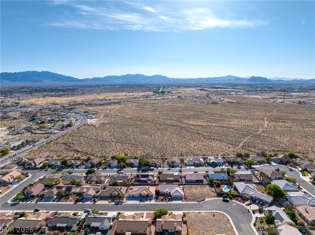 3440 E Winery Road
