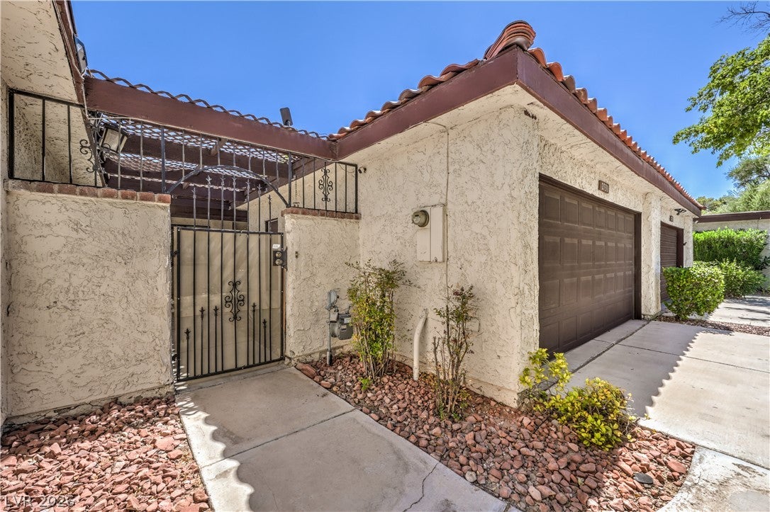 2731 San Lago Court
