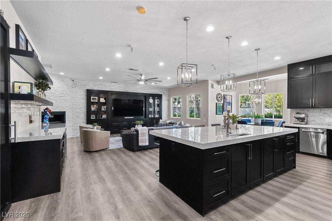 1864 Woodhaven Drive