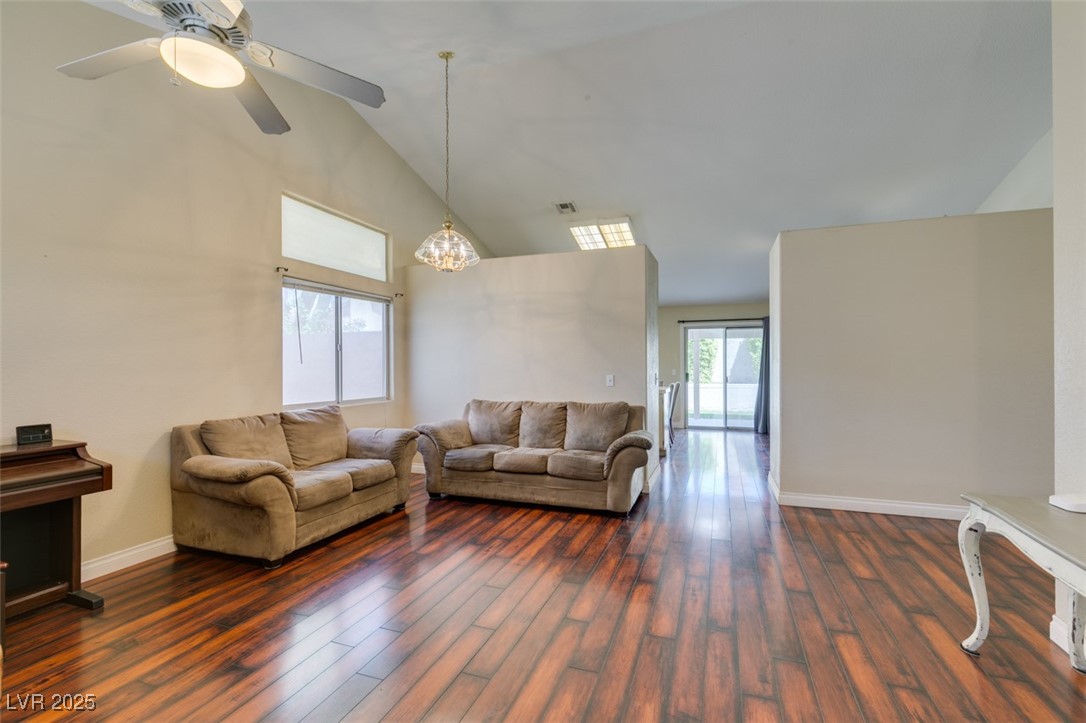 1824 Dawn Ridge Avenue, Henderson, Nevada image 3
