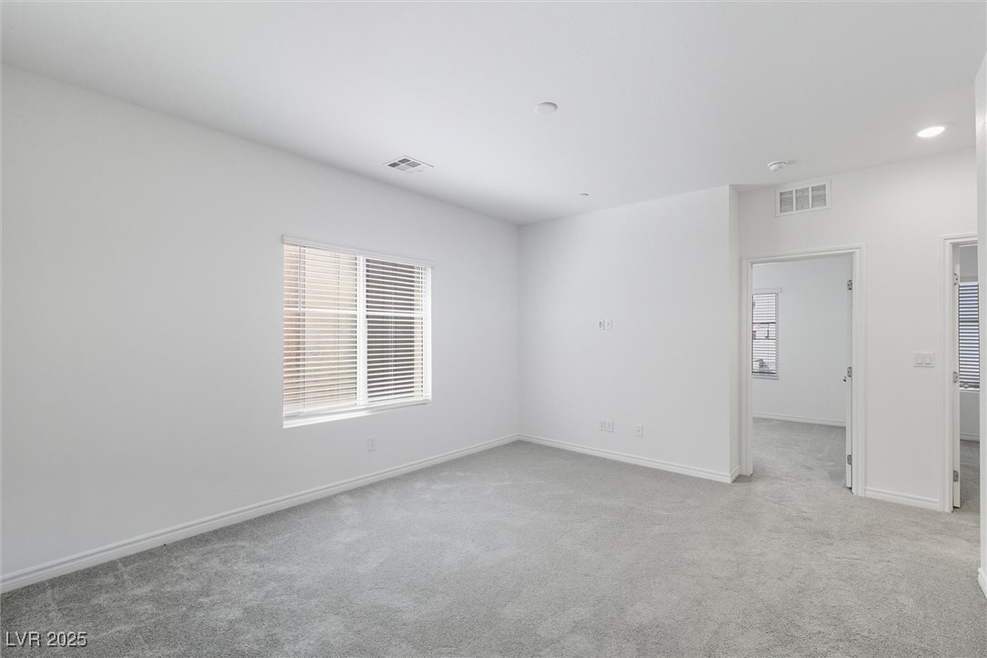 Las Vegas, Nevada 89138, United States, 4 Bedrooms Bedrooms, ,3 BathroomsBathrooms,Residential,Active,216240