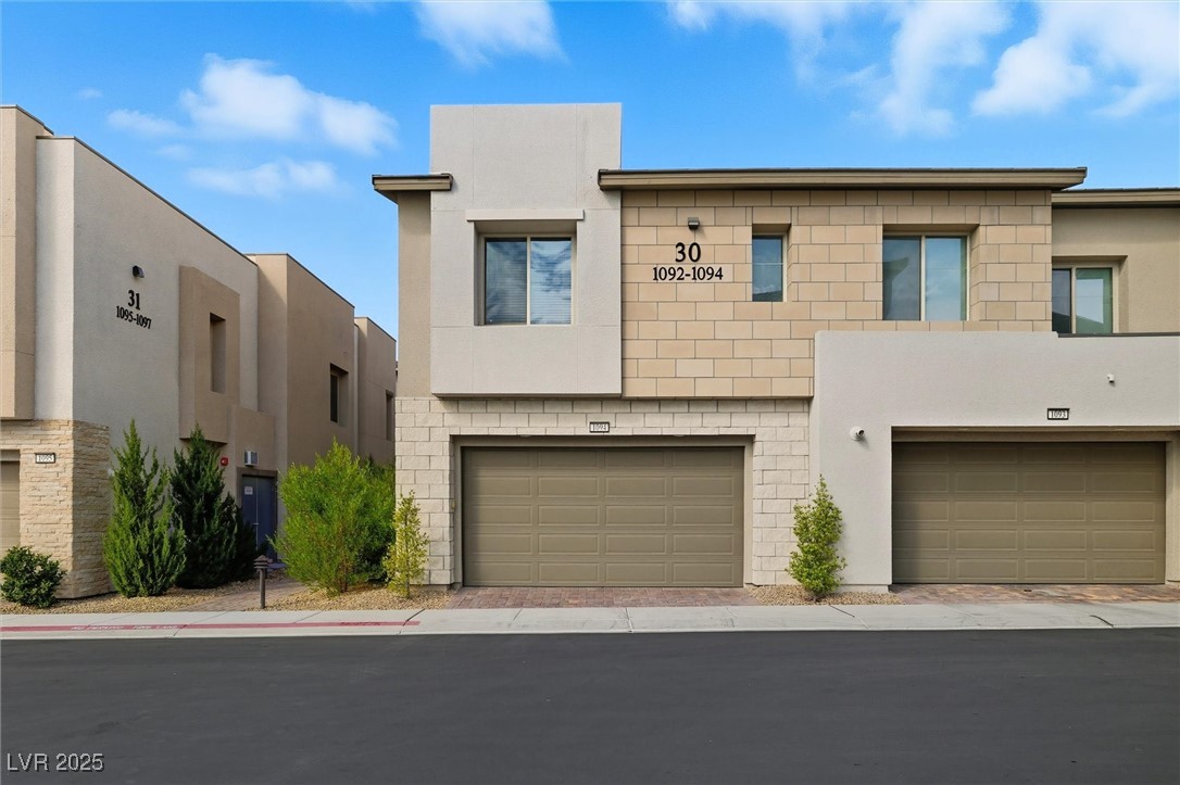 Las Vegas, Nevada 89138, United States, 4 Bedrooms Bedrooms, ,3 BathroomsBathrooms,Residential,Active,216240