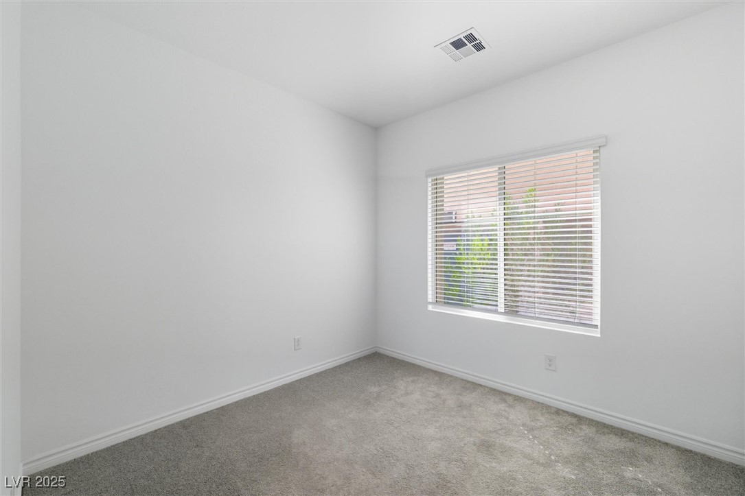 Las Vegas, Nevada 89138, United States, 4 Bedrooms Bedrooms, ,3 BathroomsBathrooms,Residential,Active,216240