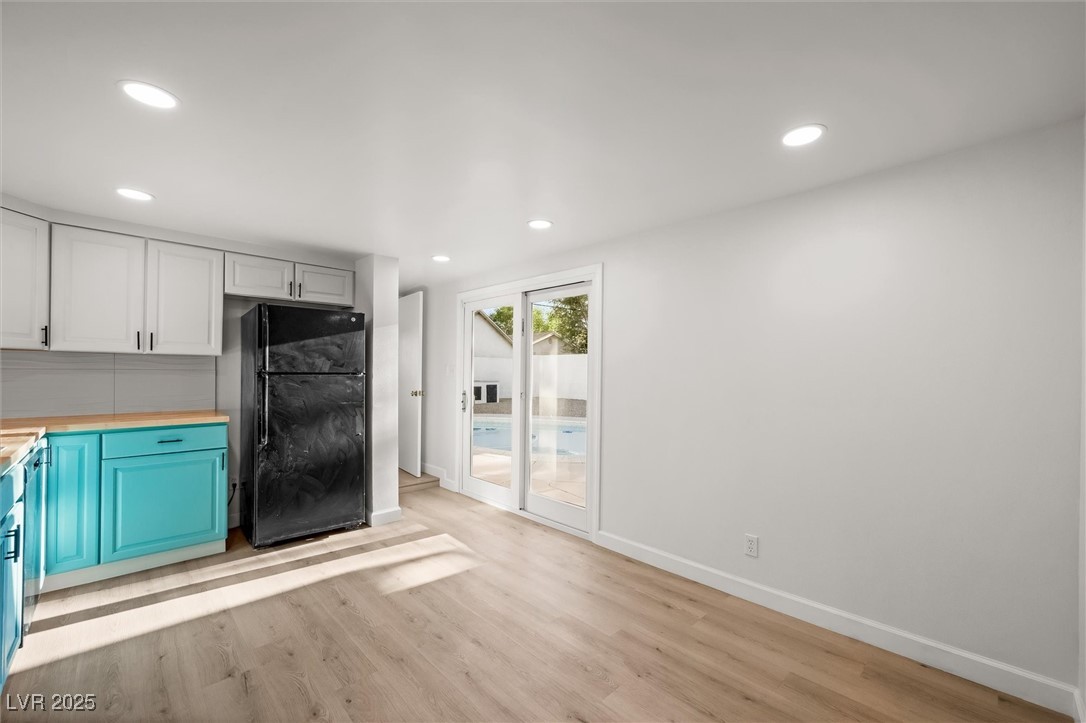 Las Vegas, Nevada 89121, United States, 4 Bedrooms Bedrooms, ,2 BathroomsBathrooms,Residential,Active,233454