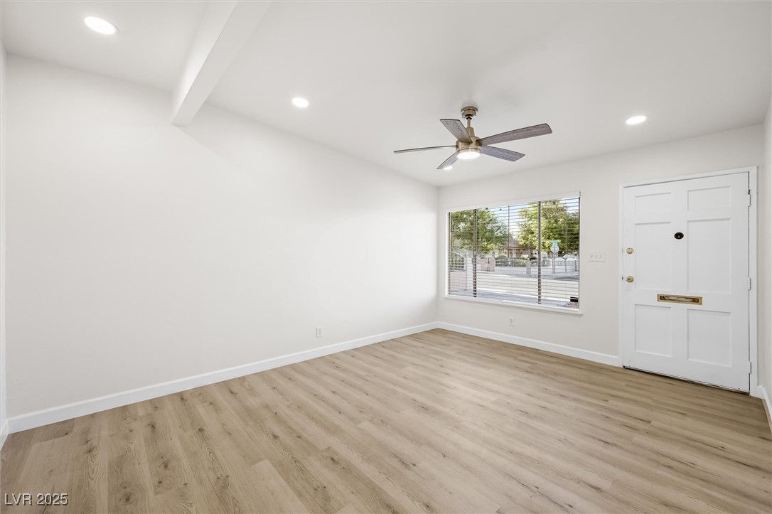 Las Vegas, Nevada 89121, United States, 4 Bedrooms Bedrooms, ,2 BathroomsBathrooms,Residential,Active,233454