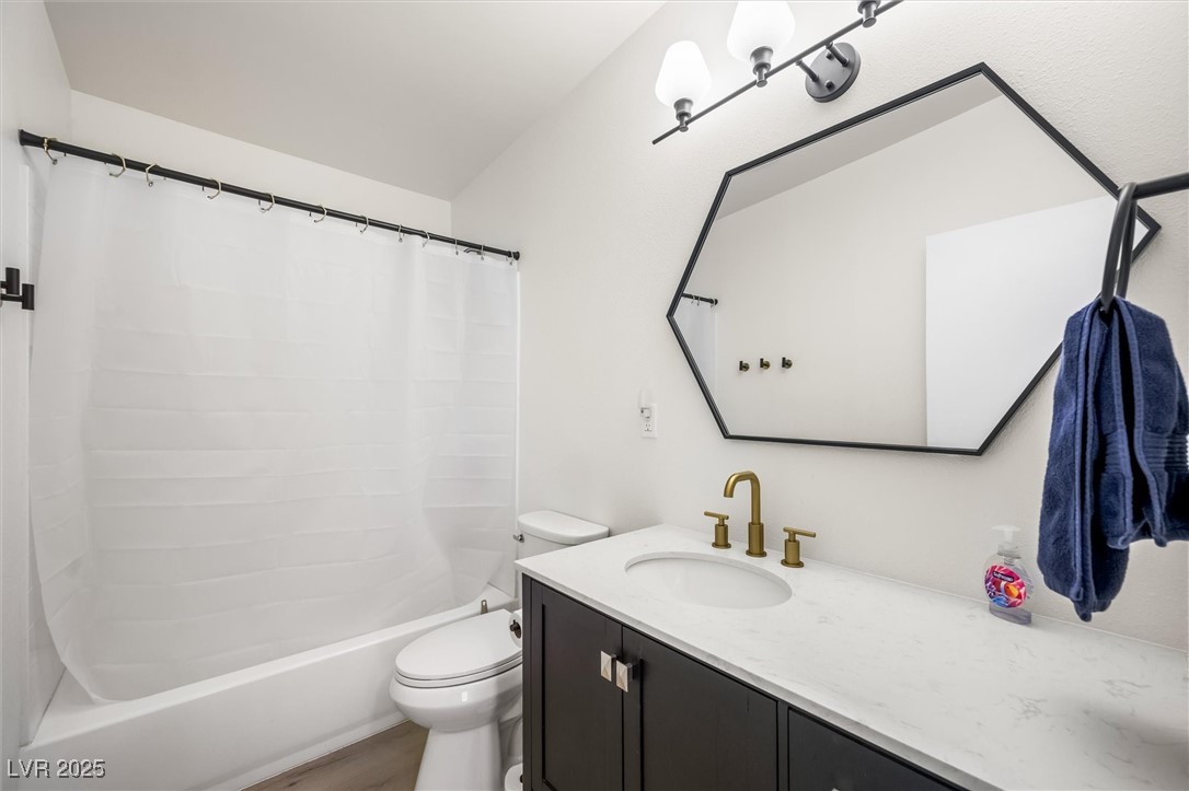 Las Vegas, Nevada 89121, United States, 4 Bedrooms Bedrooms, ,2 BathroomsBathrooms,Residential,Active,233454