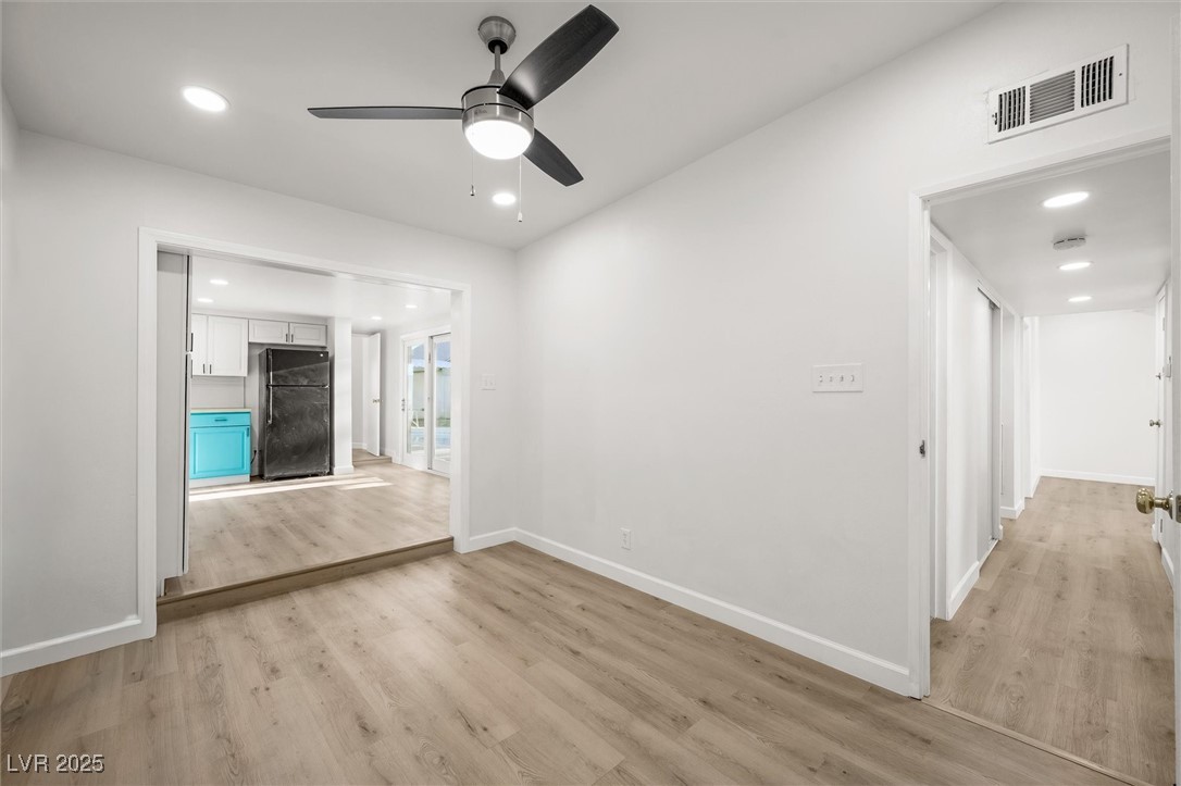 Las Vegas, Nevada 89121, United States, 4 Bedrooms Bedrooms, ,2 BathroomsBathrooms,Residential,Active,233454