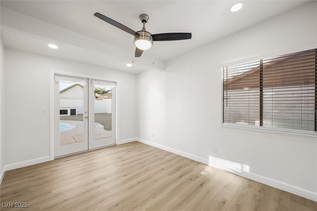 Las Vegas, Nevada 89121, United States, 4 Bedrooms Bedrooms, ,2 BathroomsBathrooms,Residential,Active,233454