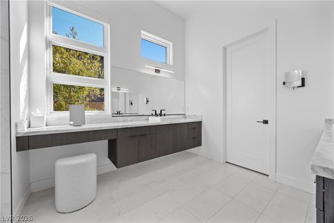 Tiny photo for 164 Vista Terrazza Street, Henderson, NV 89011 (MLS # 2772495)