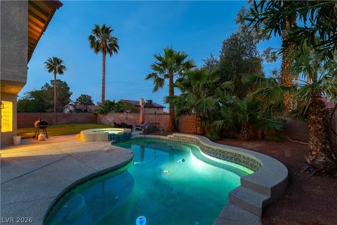 Homes For Sale - 7384 Edgewater Lane<br/> Las Vegas, NV 89123