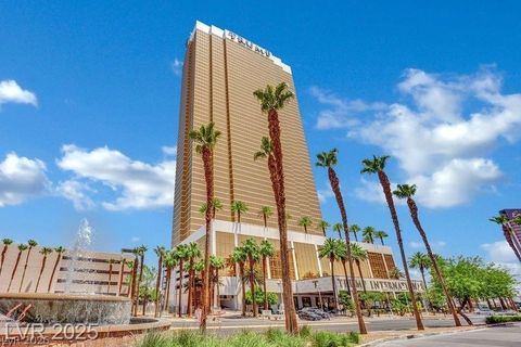 Photo of 2000 N Fashion Show Drive #1815, Las Vegas, NV 89109 (MLS # 2757459)