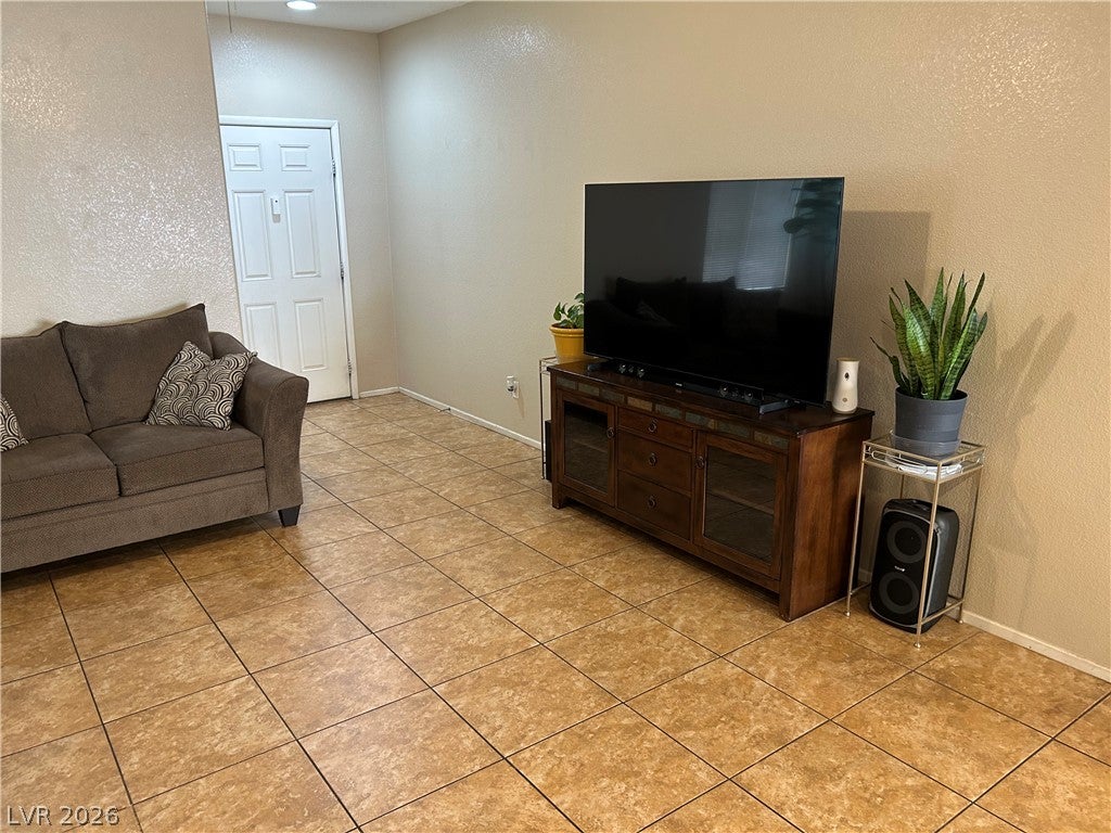 3992 Gray Aster Drive