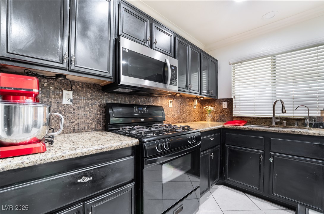 10143 Canyon Hills Avenue, Las Vegas, Nevada image 21