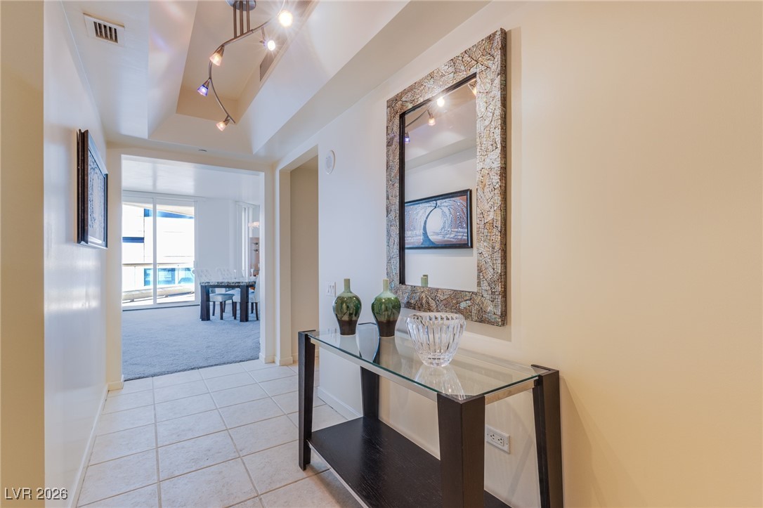 2877 Paradise Road 1406