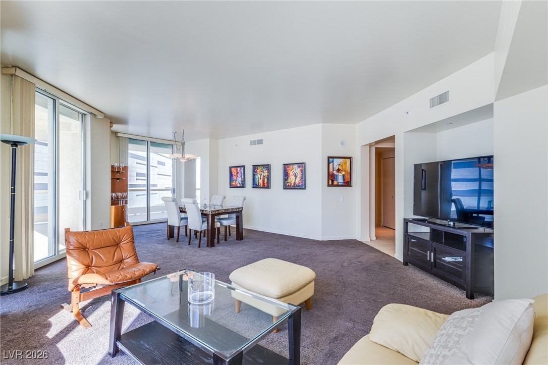 2877 Paradise Road 1406