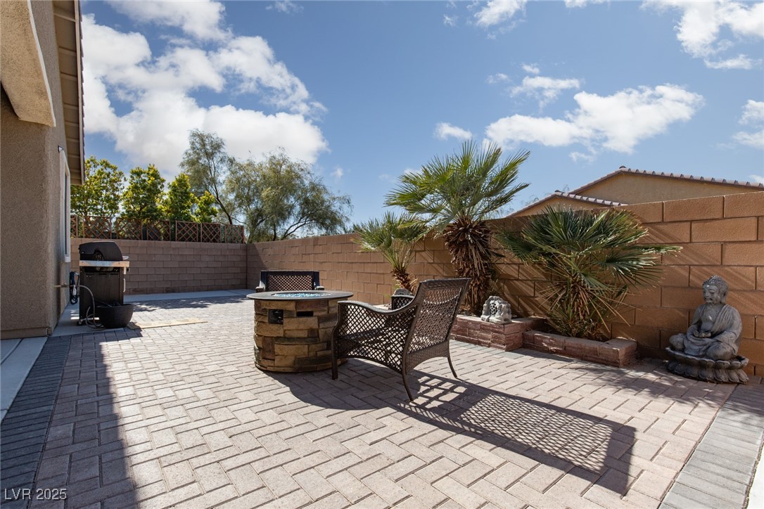 1015 Solana Crest Street, Henderson, Nevada image 18