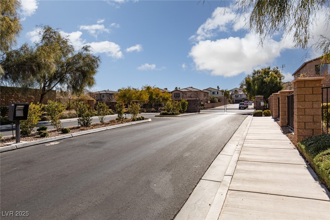 1015 Solana Crest Street, Henderson, Nevada image 20