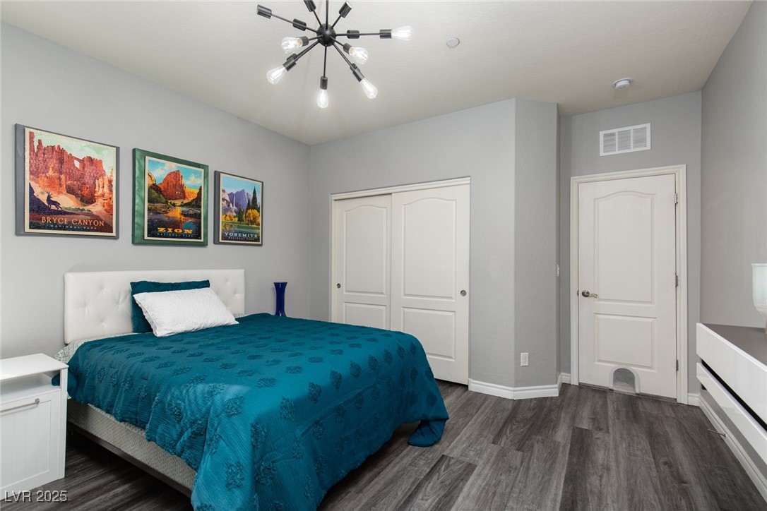 1015 Solana Crest Street, Henderson, Nevada image 13